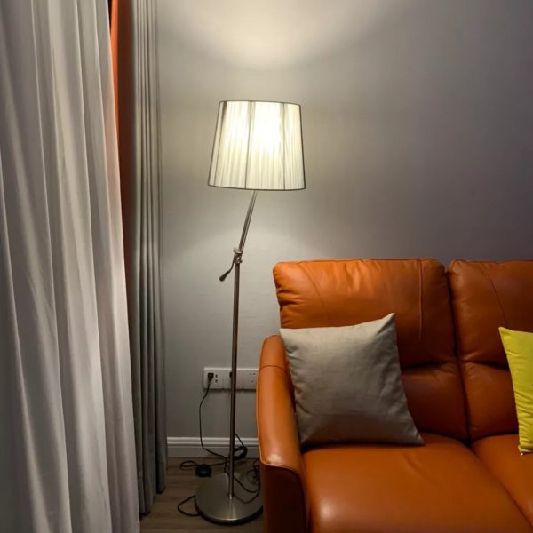 đèn cây phòng ngủ